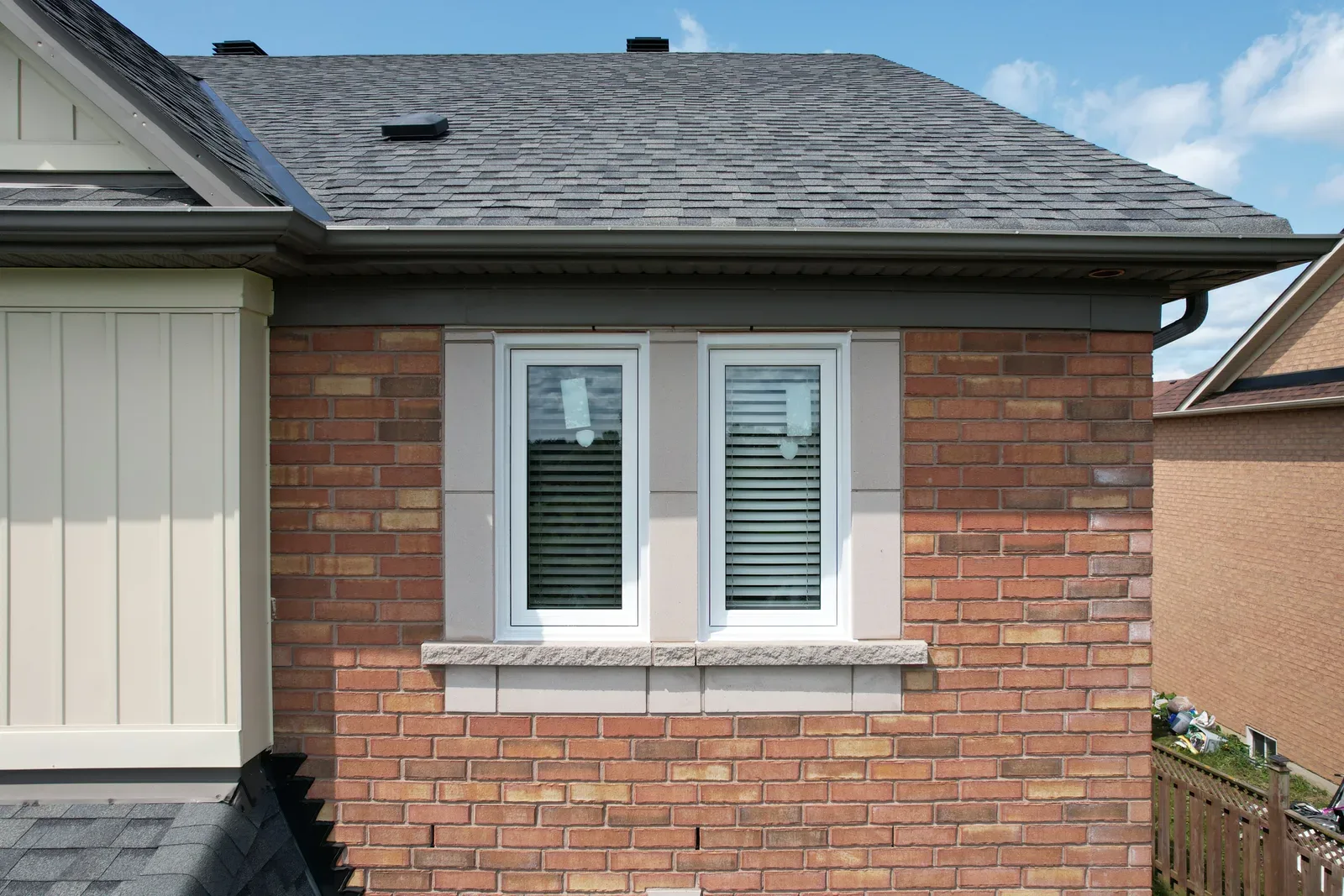 Best Replacement Windows for Older Brick Homes in Toronto
